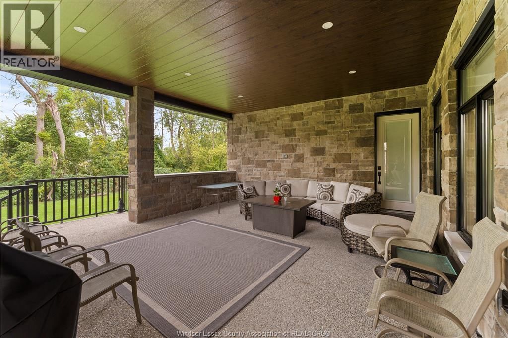 184 GRANDVIEW Image 33