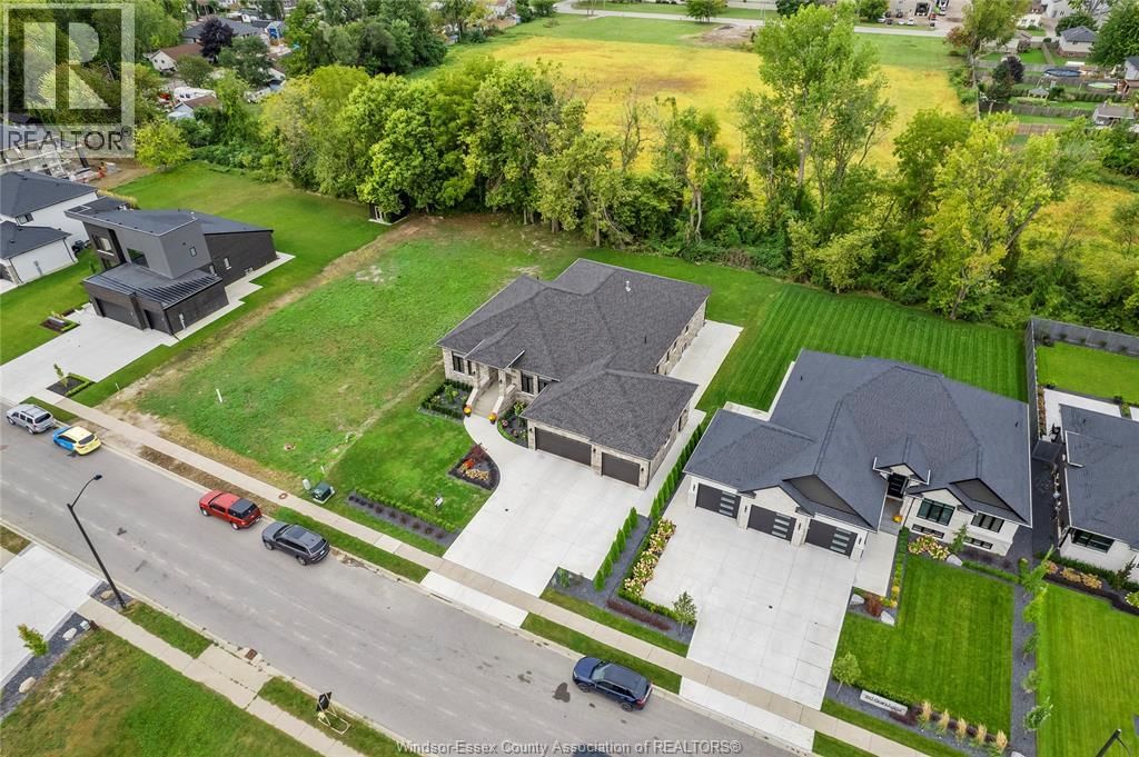 184 GRANDVIEW Image 35