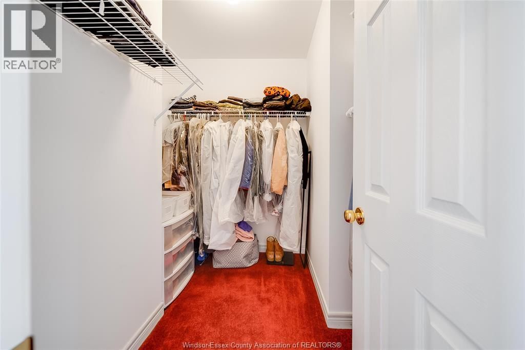 5023 SOUTHWOOD LAKES BOULEVARD Image 25