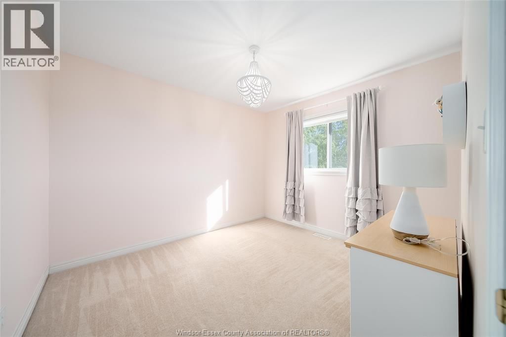 5023 SOUTHWOOD LAKES BOULEVARD Image 29