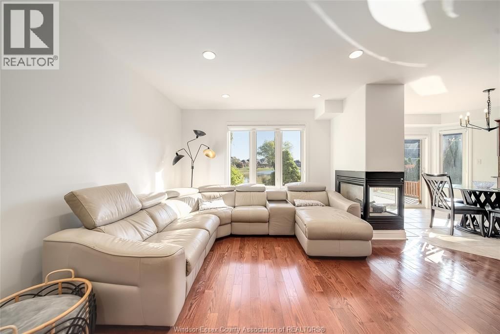 5023 SOUTHWOOD LAKES BOULEVARD Image 4