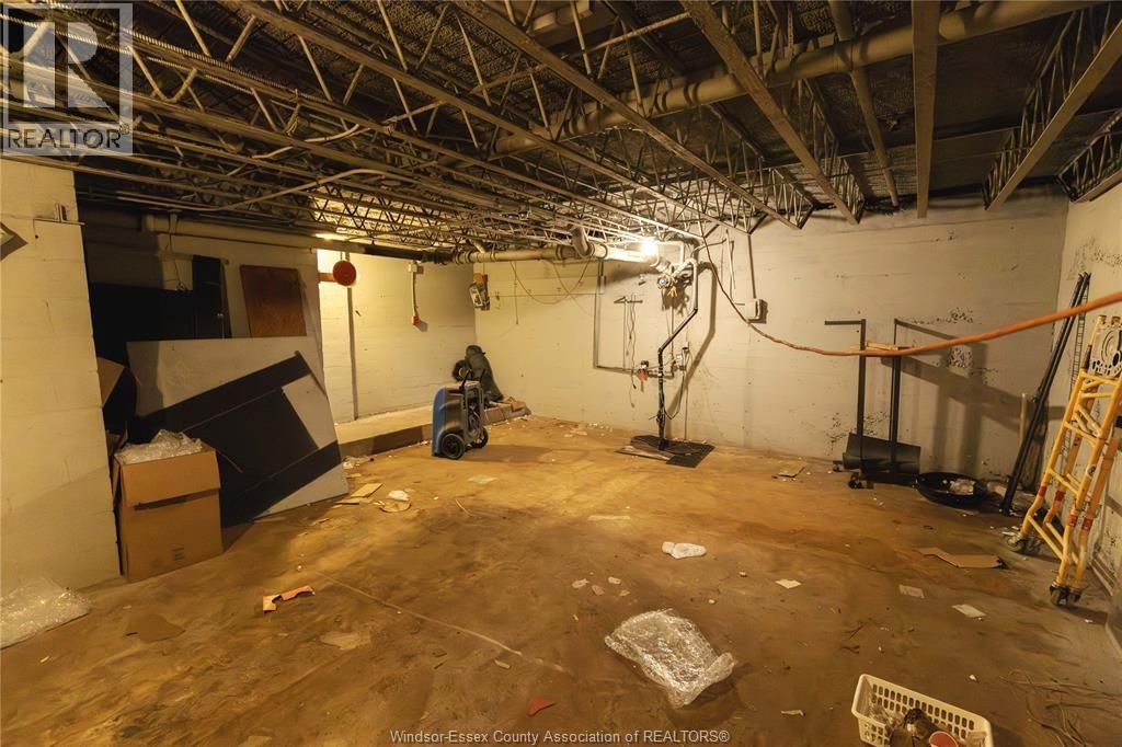 762 OUELLETTE AVENUE Image 10