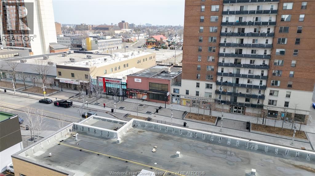 762 OUELLETTE AVENUE Image 21