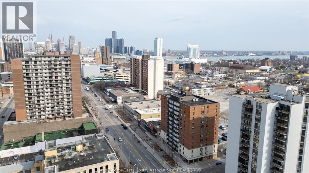 762 OUELLETTE AVENUE Image 22