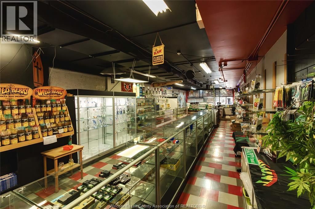 762 OUELLETTE AVENUE Image 7