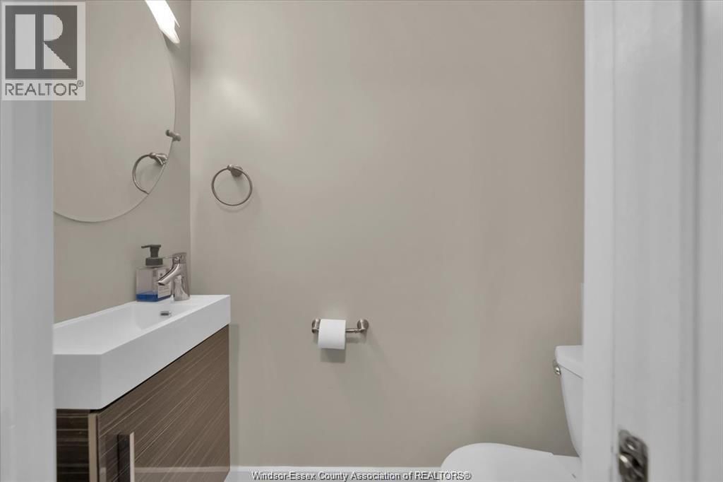 9940 FOREST GLADE COURT Image 22