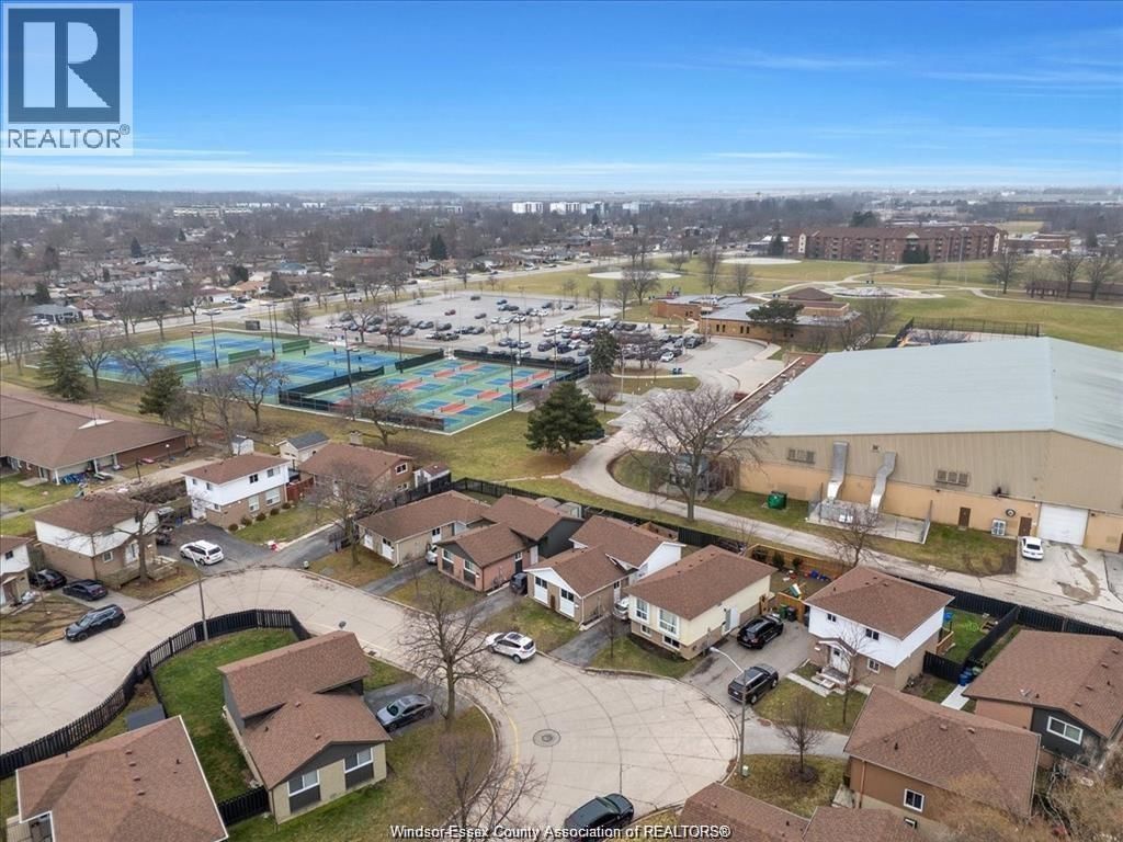 9940 FOREST GLADE COURT Image 3