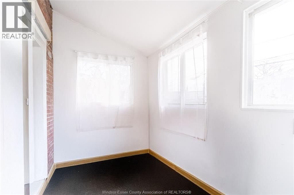 357 JOSEPHINE AVENUE Image 16