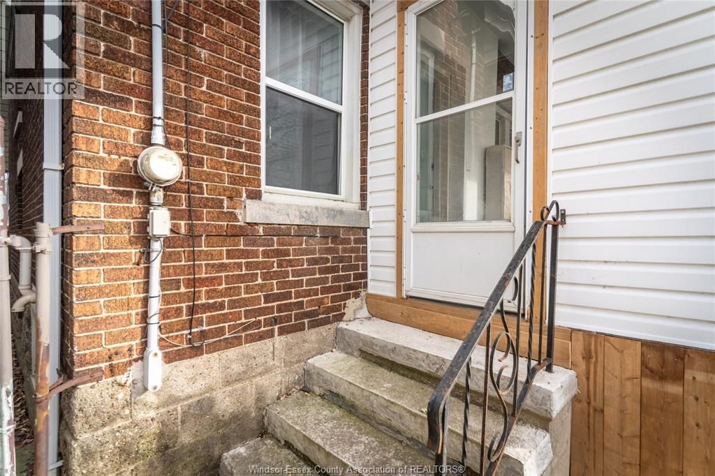 357 JOSEPHINE AVENUE Image 17