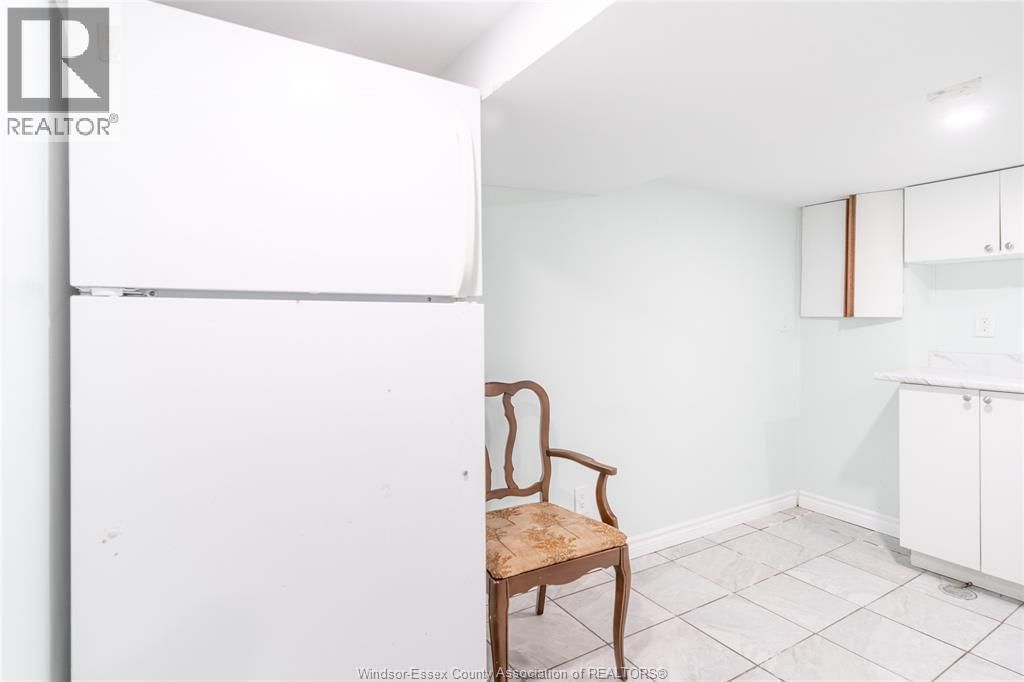 357 JOSEPHINE AVENUE Image 26