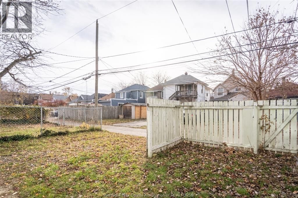 357 JOSEPHINE AVENUE Image 28