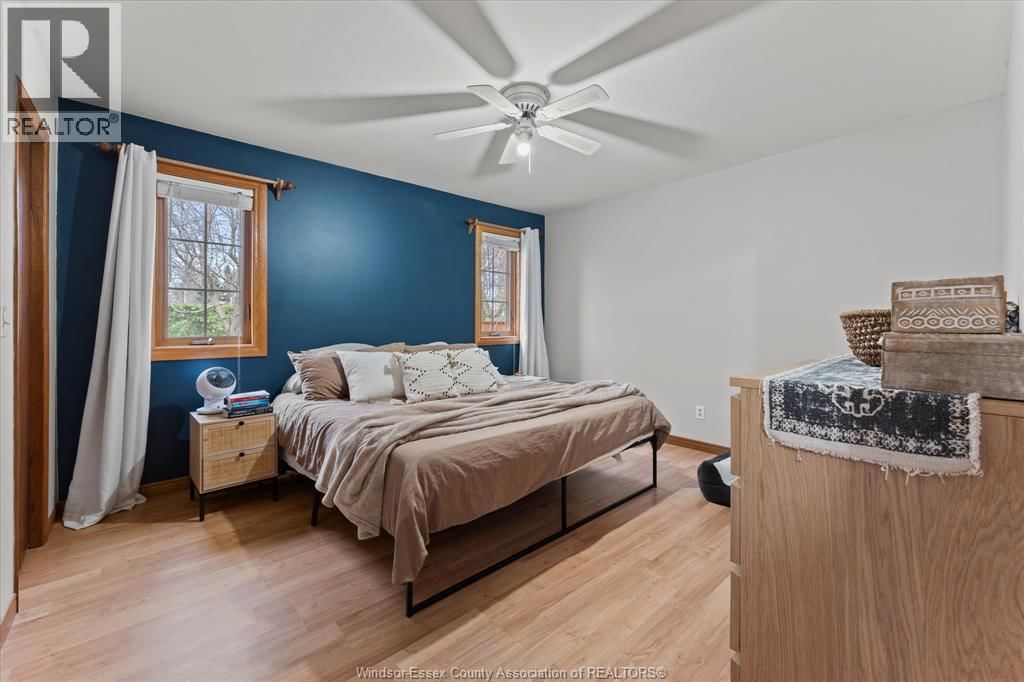 1691 MAPLEWOOD Image 23