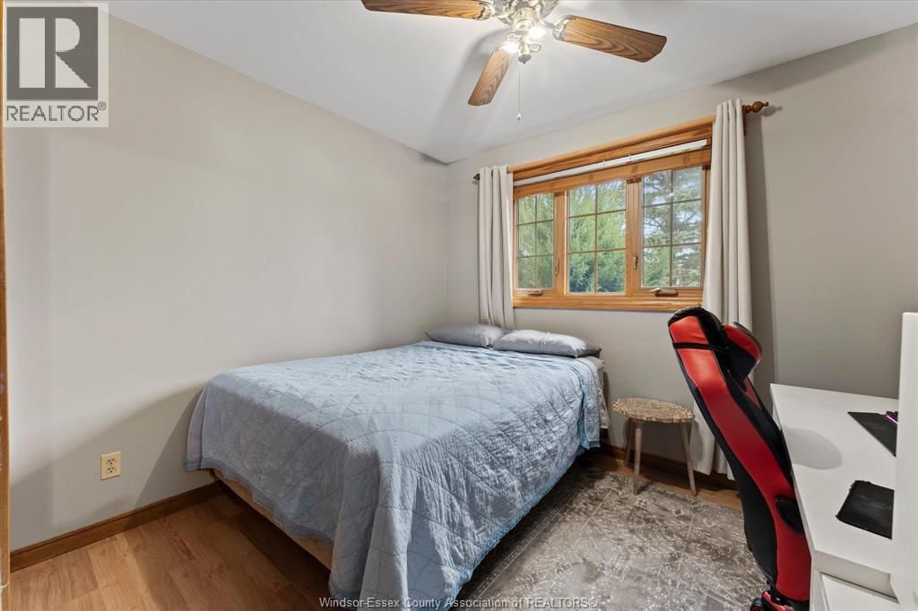 1691 MAPLEWOOD Image 24