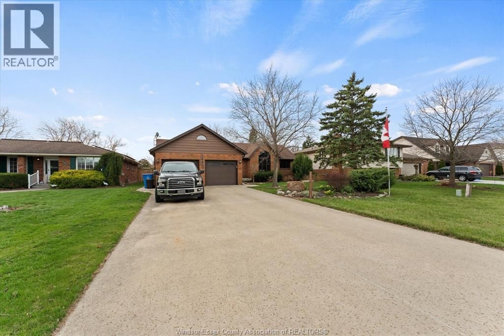 1691 MAPLEWOOD Image 3