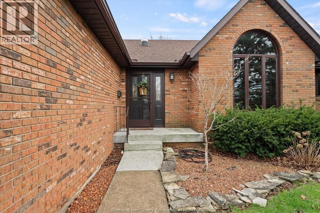 1691 MAPLEWOOD Image 4