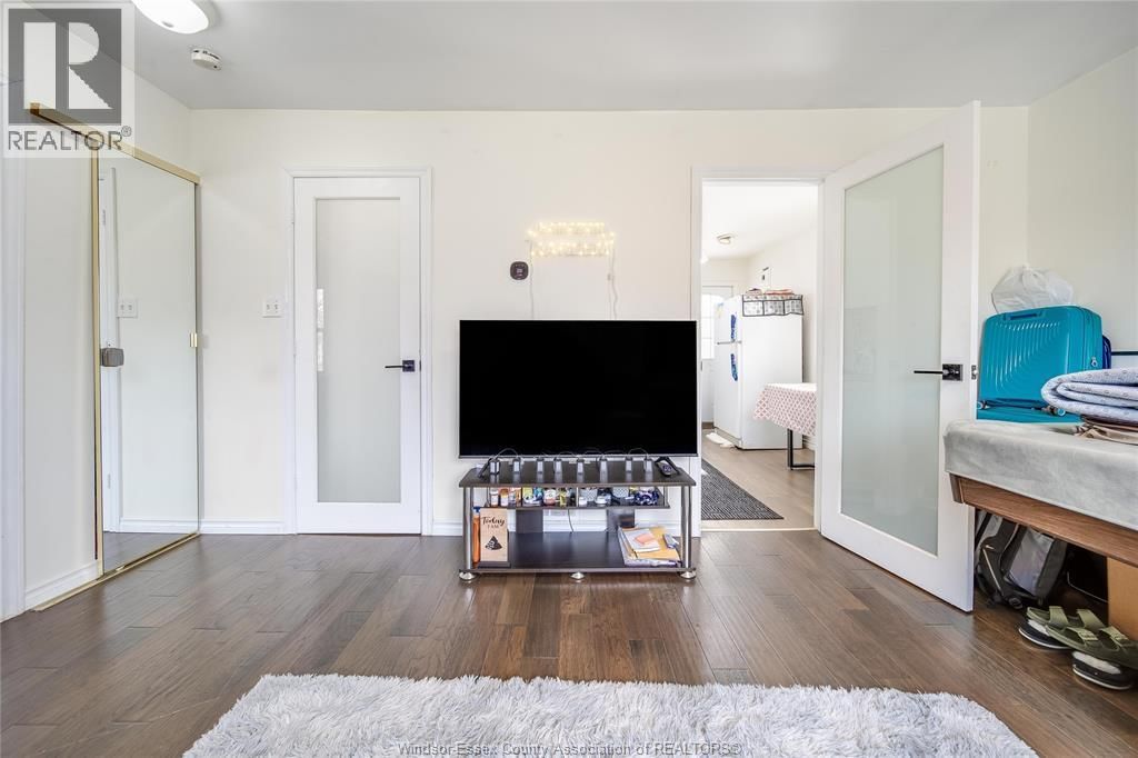 744 MCDOUGALL STREET Image 6