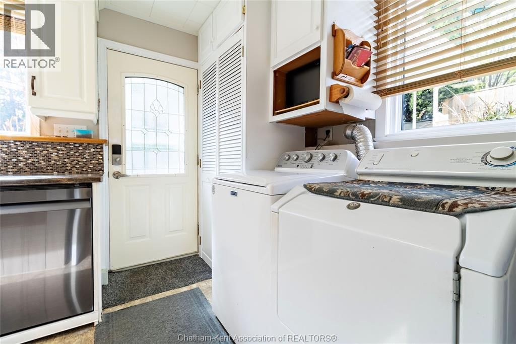 32 MAPLE STREET Image 16