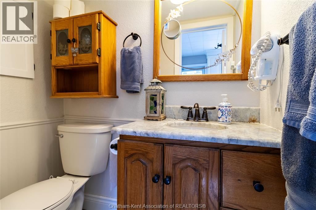 32 MAPLE STREET Image 17