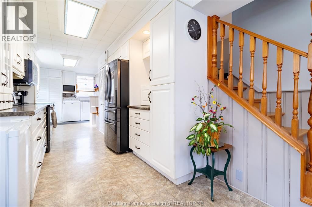 32 MAPLE STREET Image 21