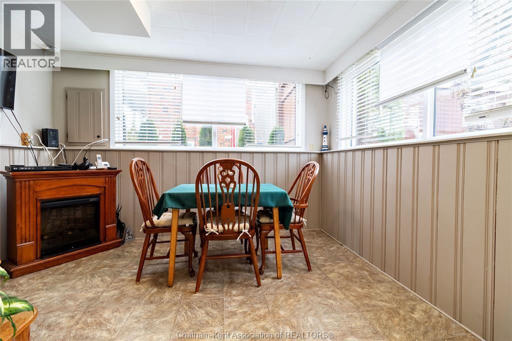 32 MAPLE STREET Image 23