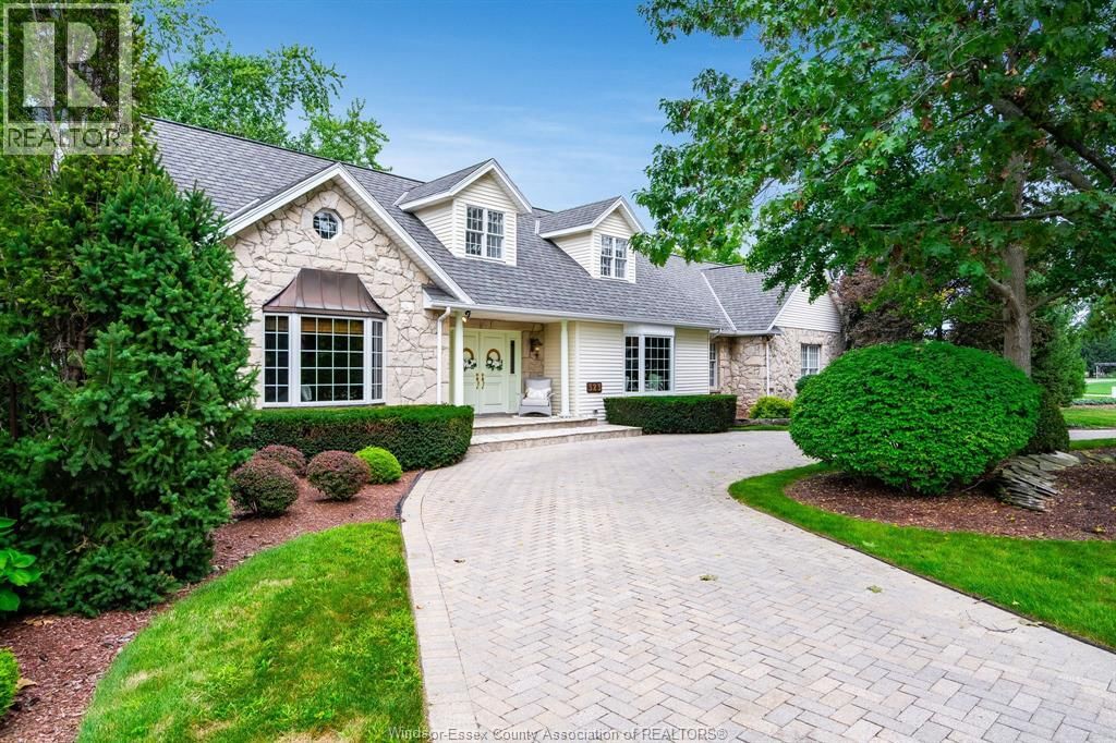 323 TALBOT STREET SOUTH Image 1