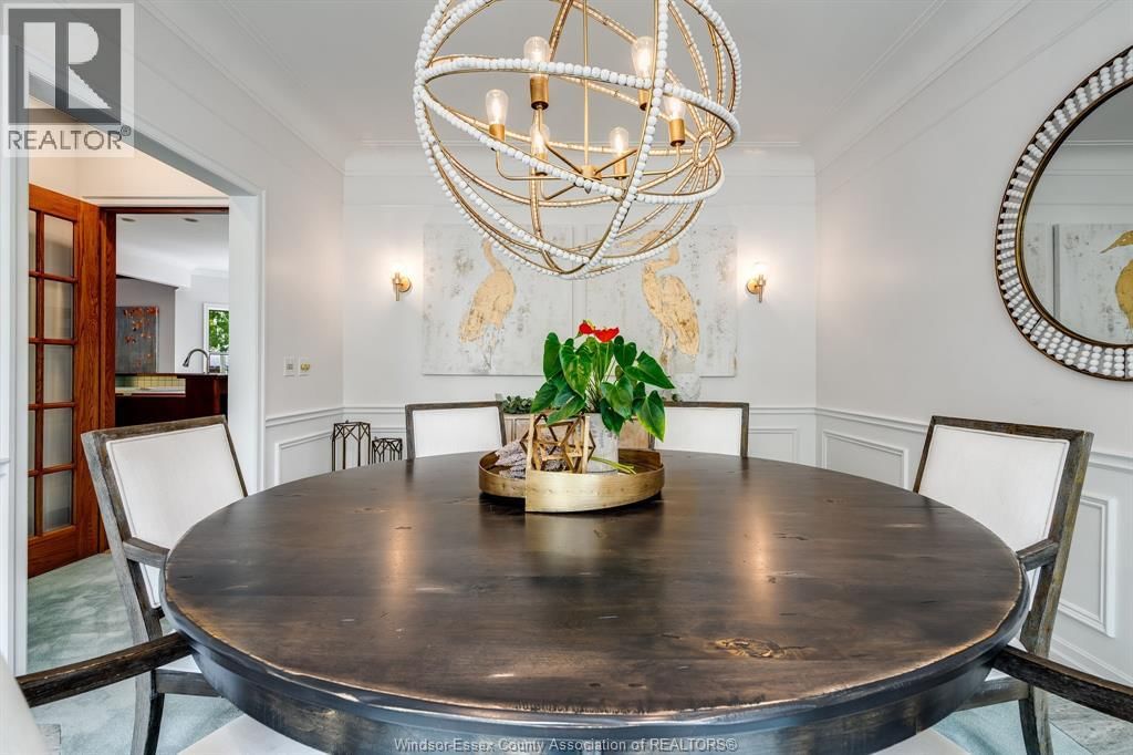 323 TALBOT STREET SOUTH Image 29