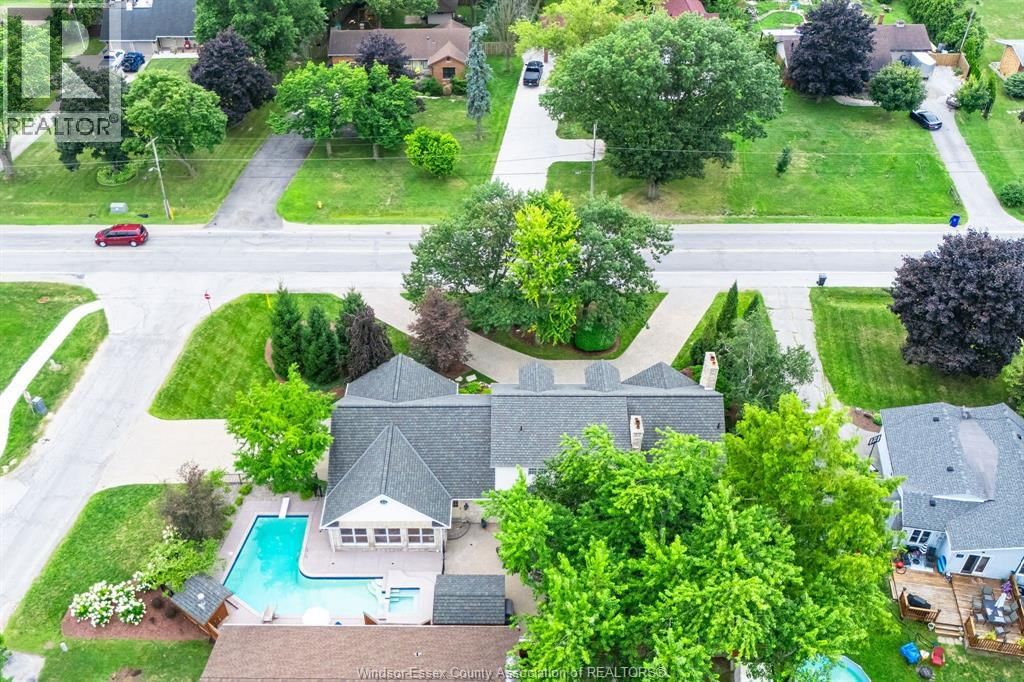 323 TALBOT STREET SOUTH Image 4