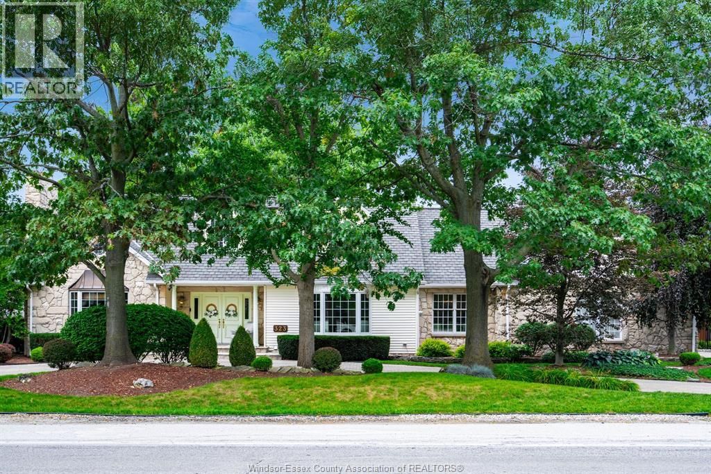 323 TALBOT STREET SOUTH Image 50