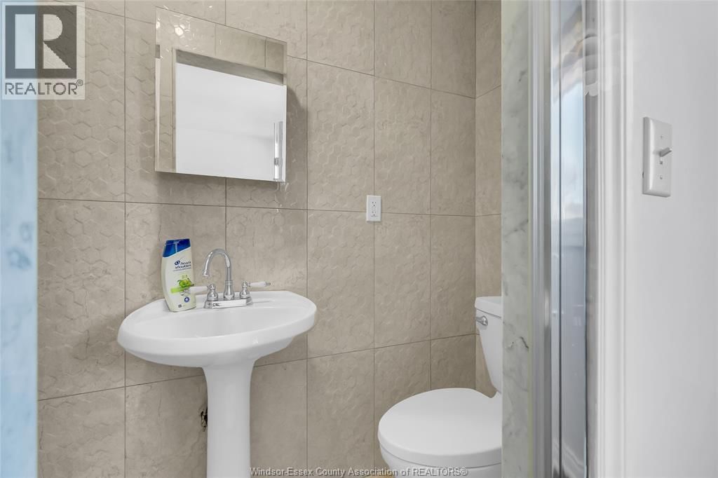 3852 CONCORD Image 19