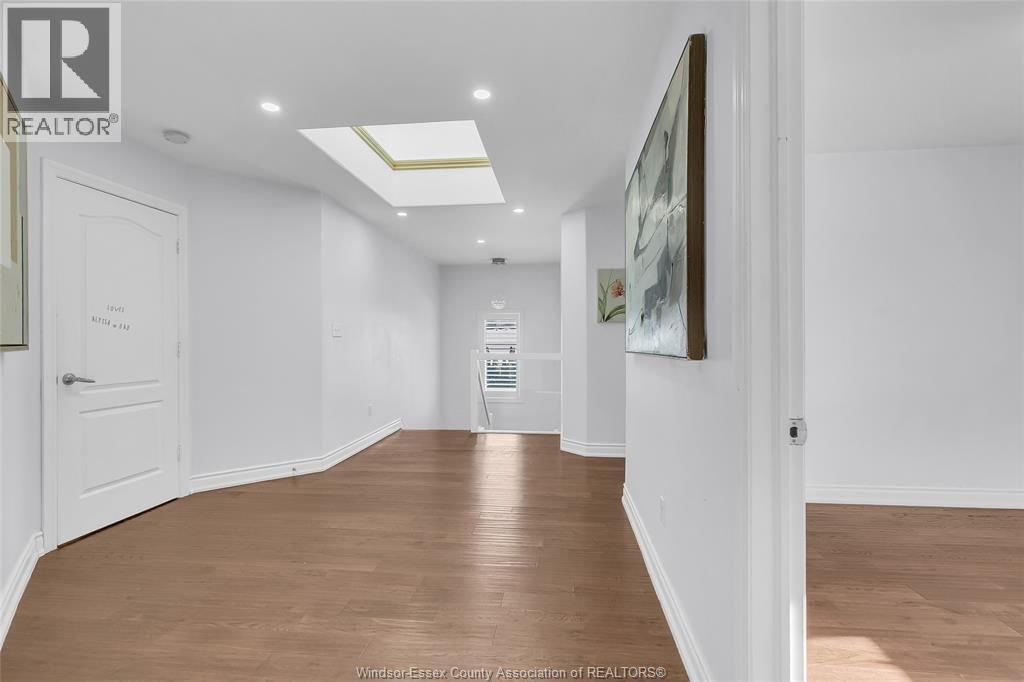 3852 CONCORD Image 23