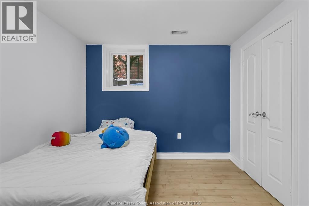 3852 CONCORD Image 32