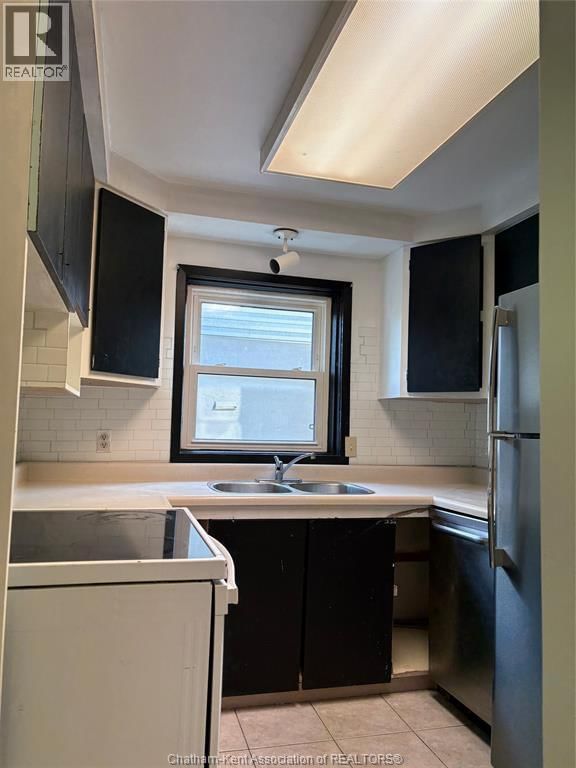 20 KERR AVENUE Image 11