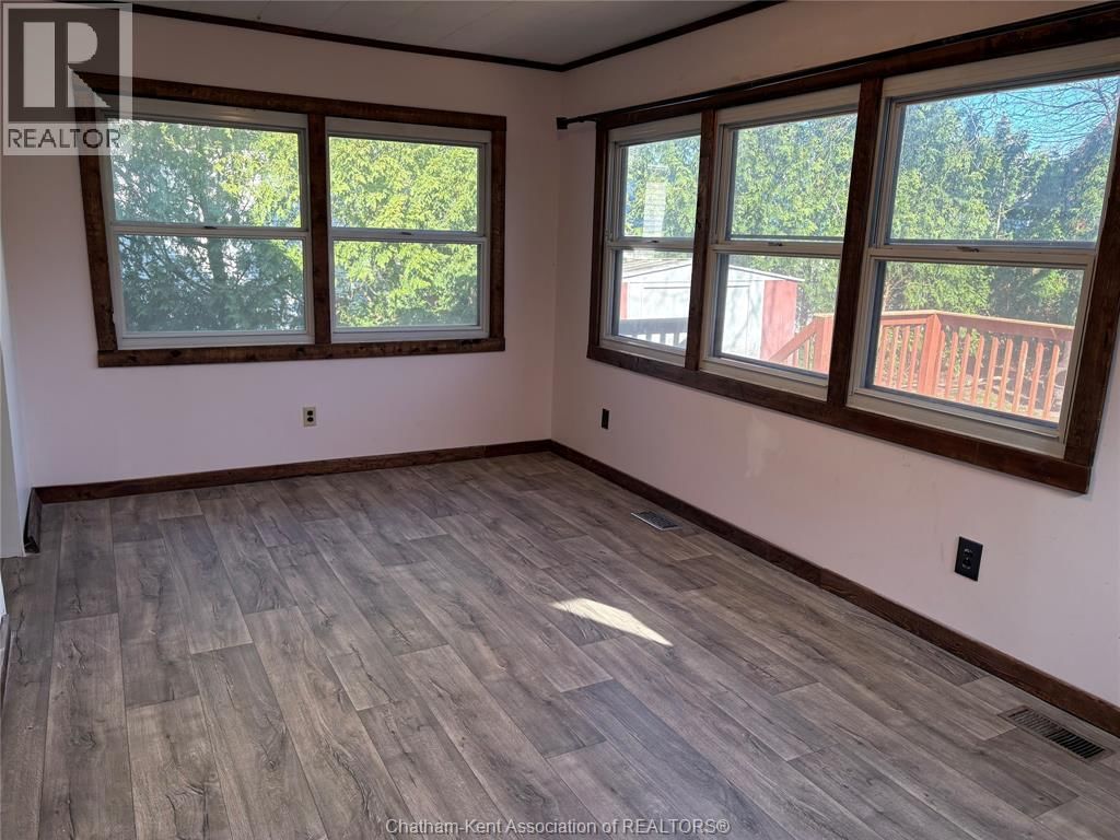 20 KERR AVENUE Image 23