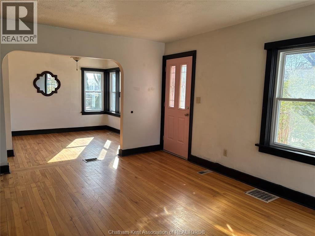 20 KERR AVENUE Image 4