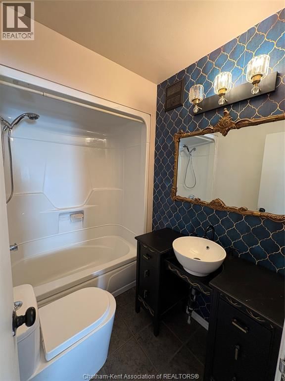 20 KERR AVENUE Image 9