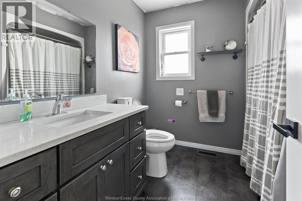 121 MEDITERRANEAN AVENUE Image 13