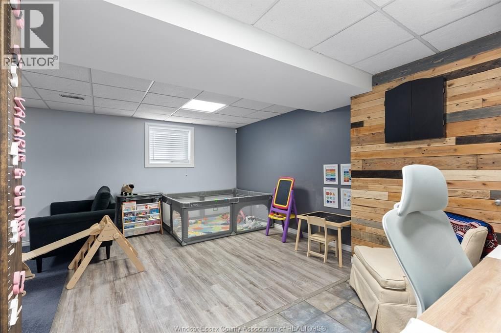 121 MEDITERRANEAN AVENUE Image 14