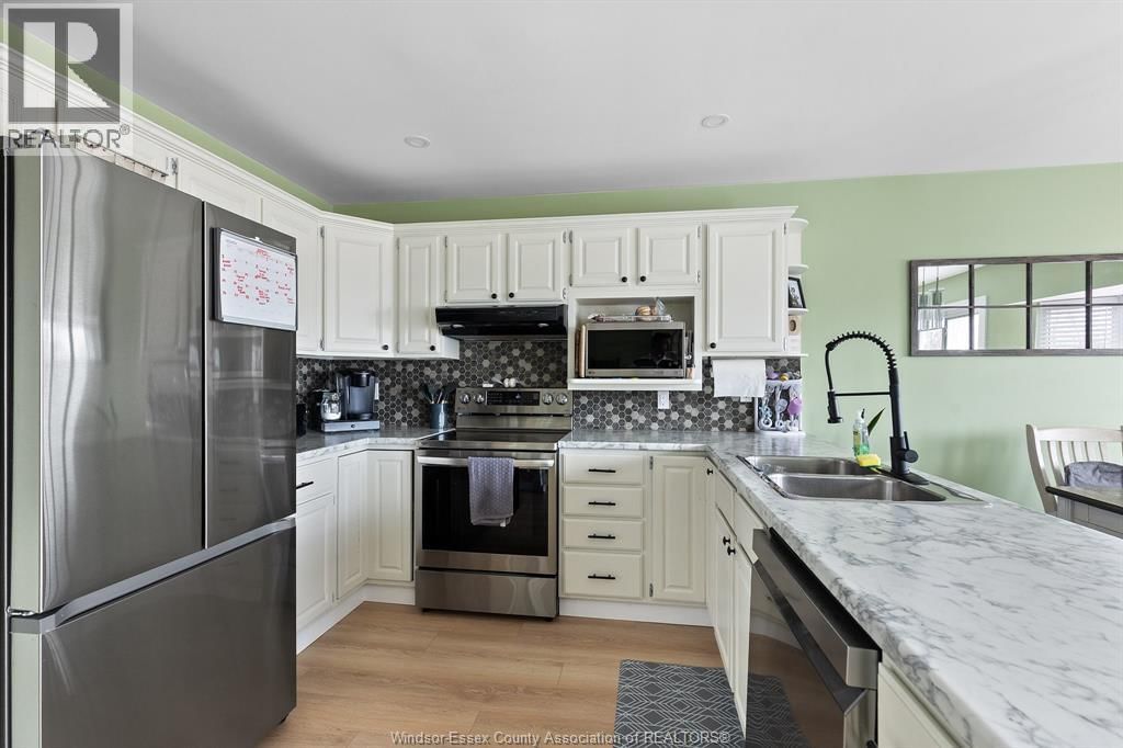 121 MEDITERRANEAN AVENUE Image 8