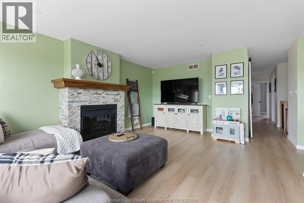 121 MEDITERRANEAN AVENUE Image 9