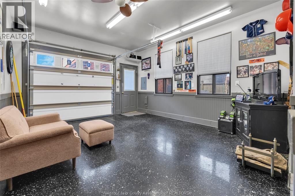 2150 LINCOLN ROAD Image 32