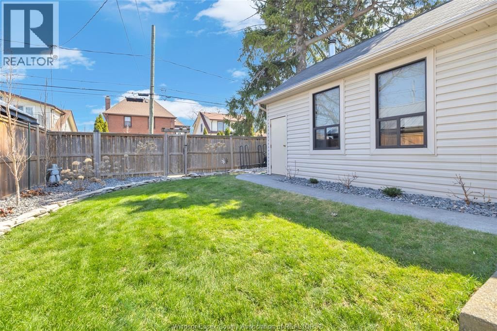 2150 LINCOLN ROAD Image 33