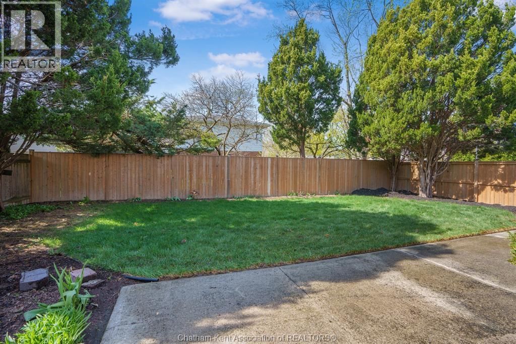 3 ACADEMY CRESCENT Image 29