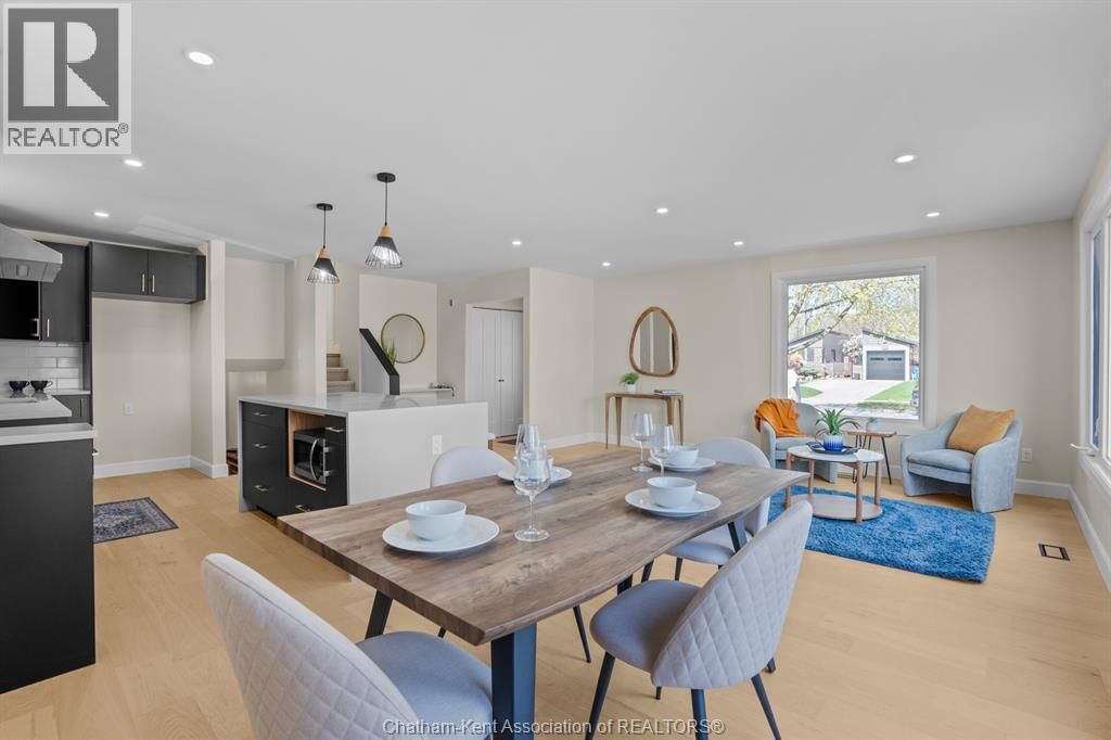 3 ACADEMY CRESCENT Image 5