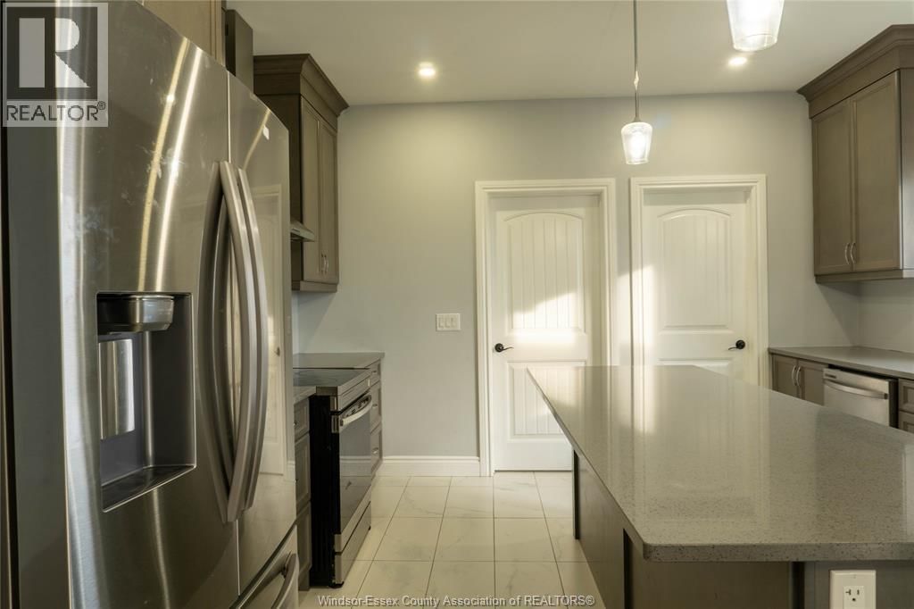 74 DUNDEE DRIVE Image 10