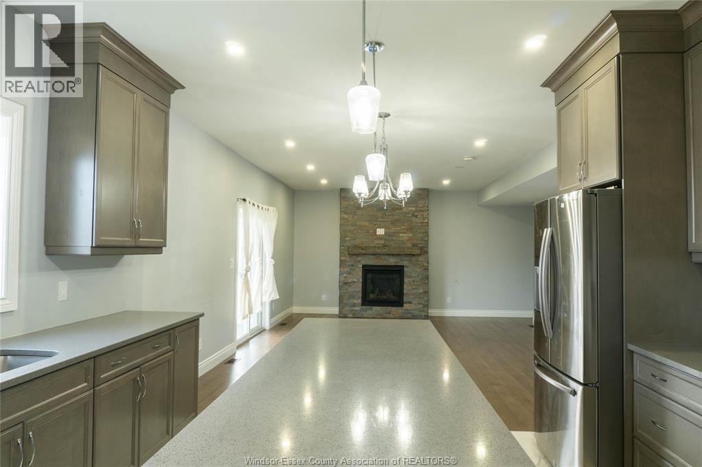 74 DUNDEE DRIVE Image 15