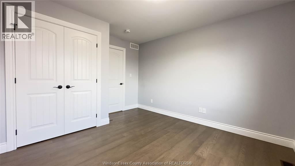 74 DUNDEE DRIVE Image 18