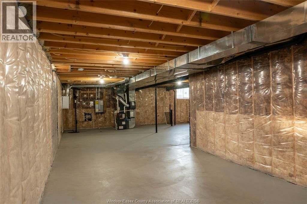 74 DUNDEE DRIVE Image 33