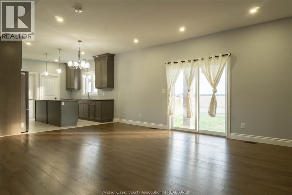 74 DUNDEE DRIVE Image 7