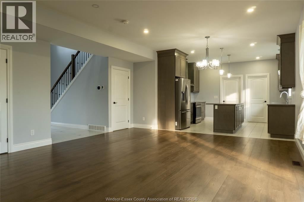 74 DUNDEE DRIVE Image 8