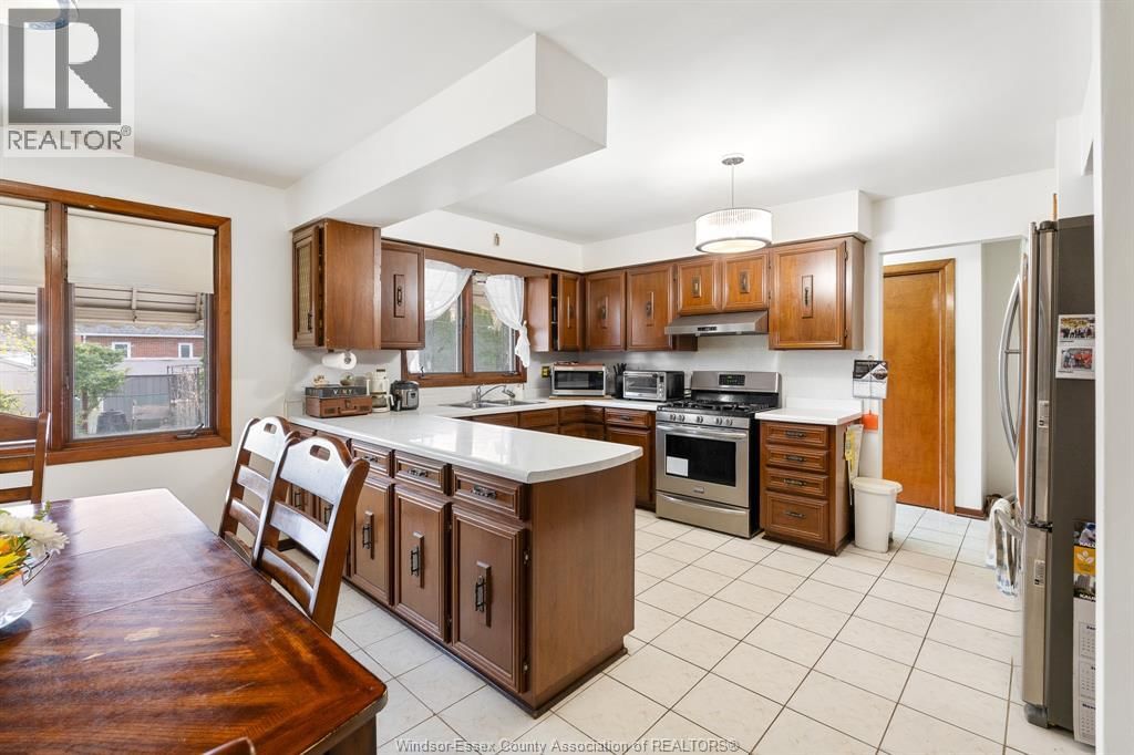 2563 ROSSINI BOULEVARD Image 23